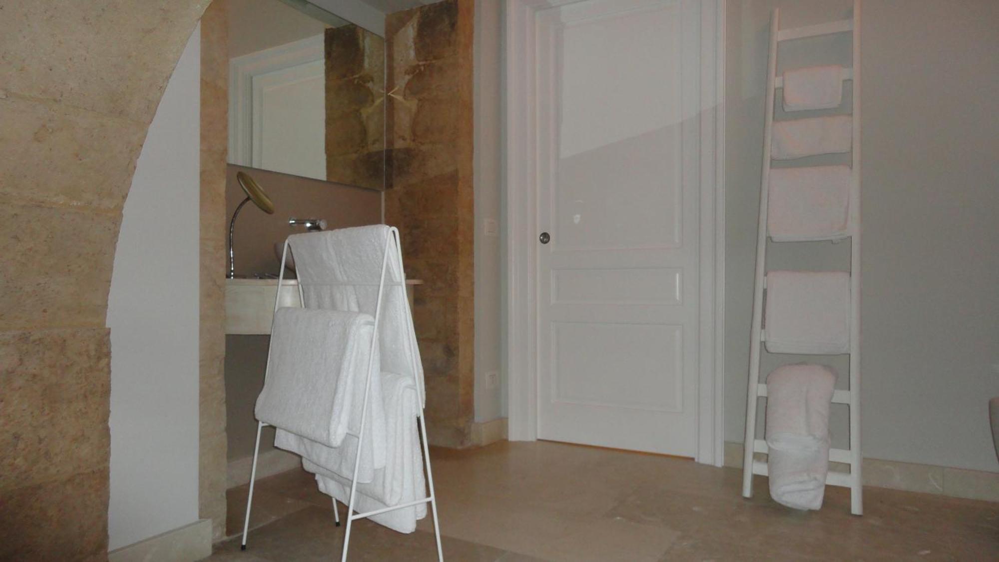 Le Stanze Di Carlo Apartment Syracuse Bagian luar foto