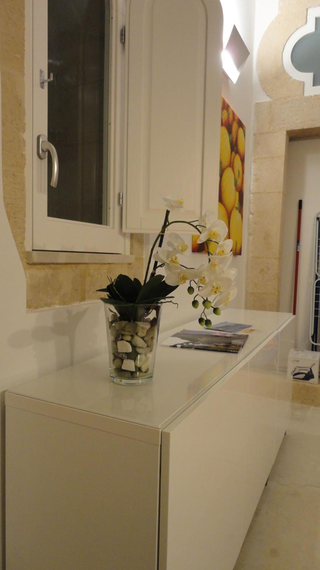 Le Stanze Di Carlo Apartment Syracuse Bagian luar foto