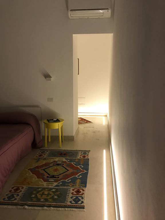 Le Stanze Di Carlo Apartment Syracuse Bagian luar foto