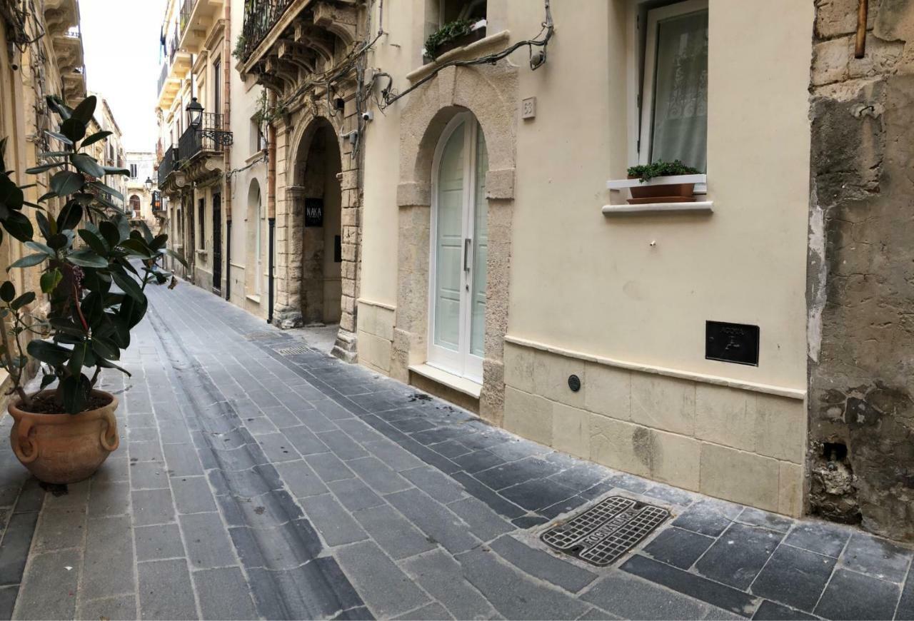 Le Stanze Di Carlo Apartment Syracuse Bagian luar foto