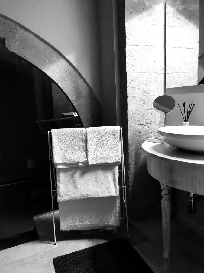Le Stanze Di Carlo Apartment Syracuse Bagian luar foto